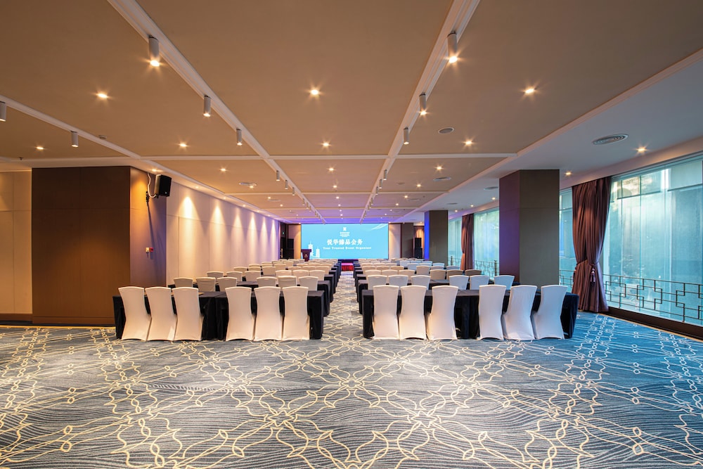 Quanzhou C&D Hotel 57/72