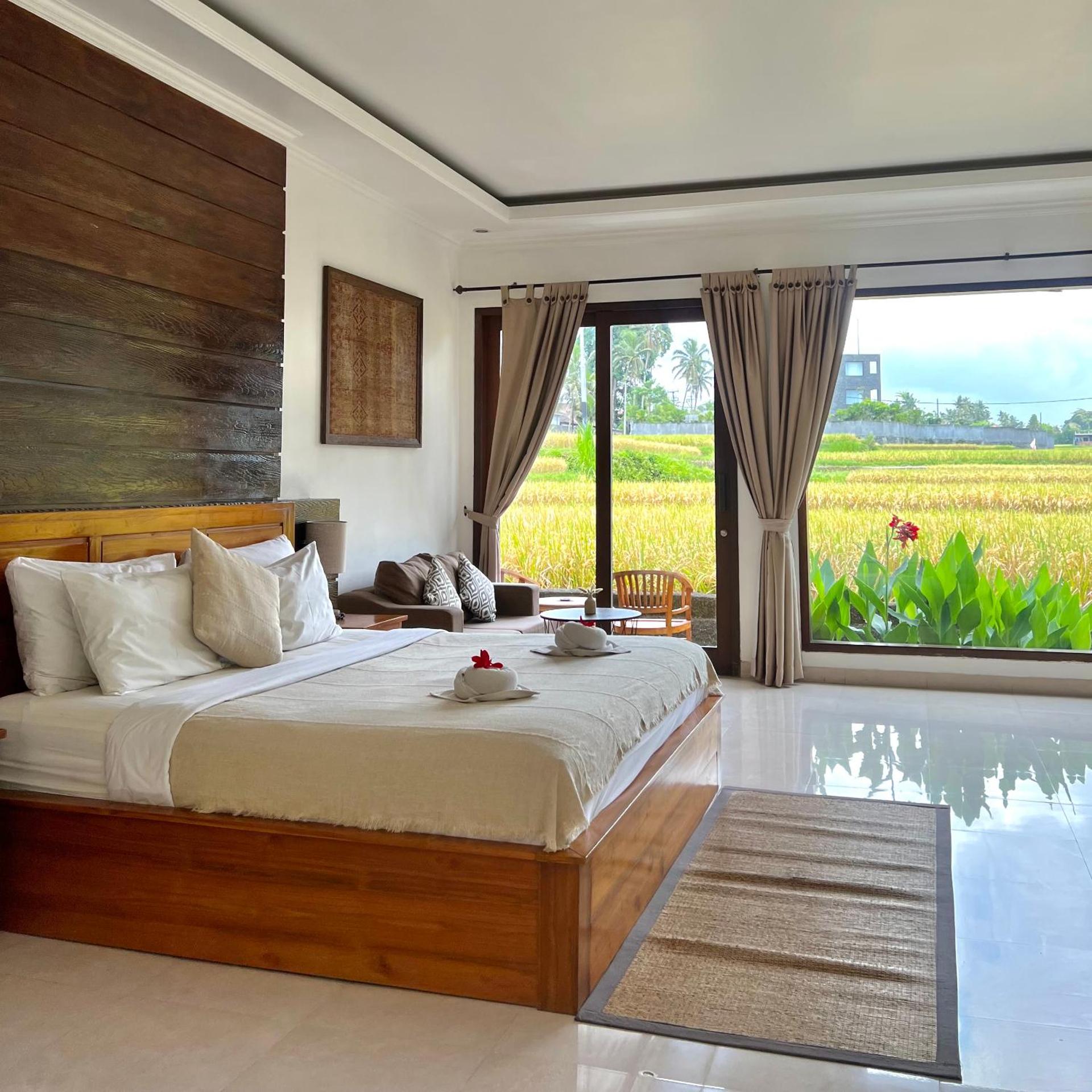 Deluxe, King Bed, Rice Field View
