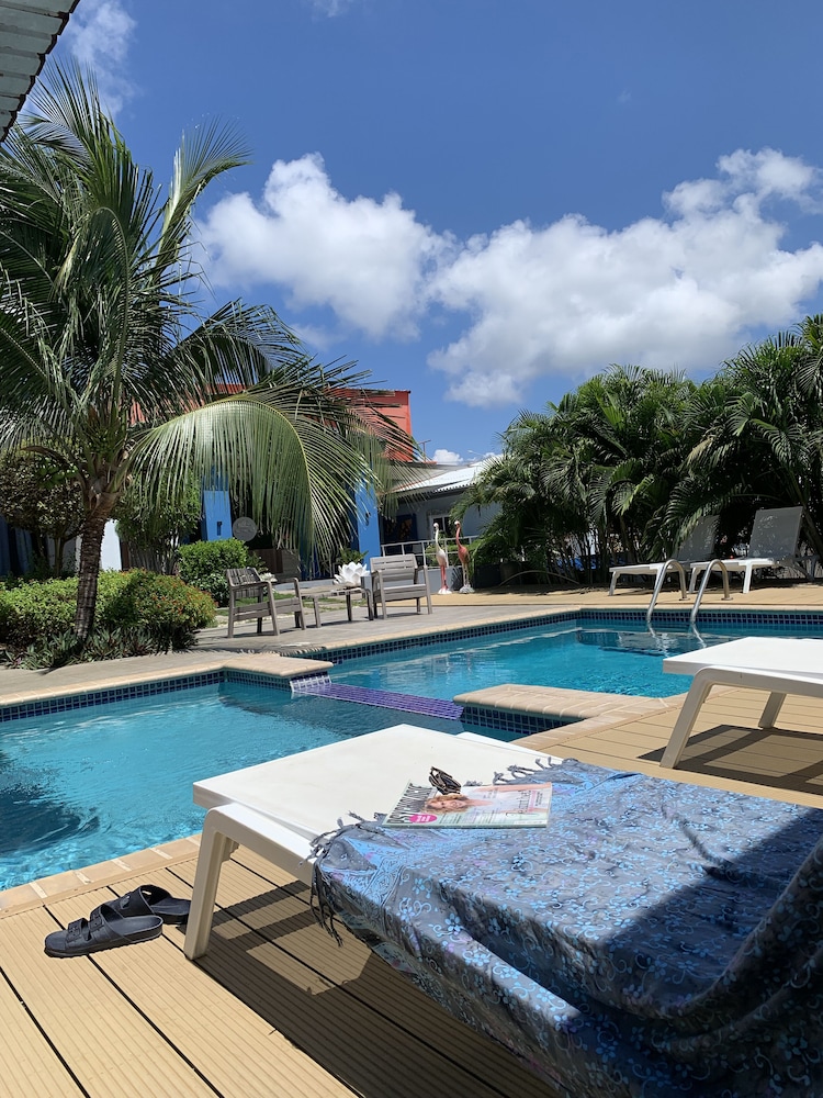 Lilu Apartments Curacao 28/30