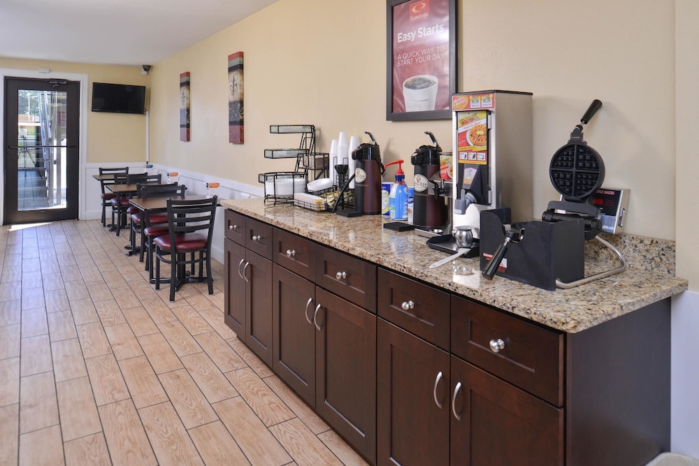 Econo Lodge Kennewick Tri-Cities 21/27