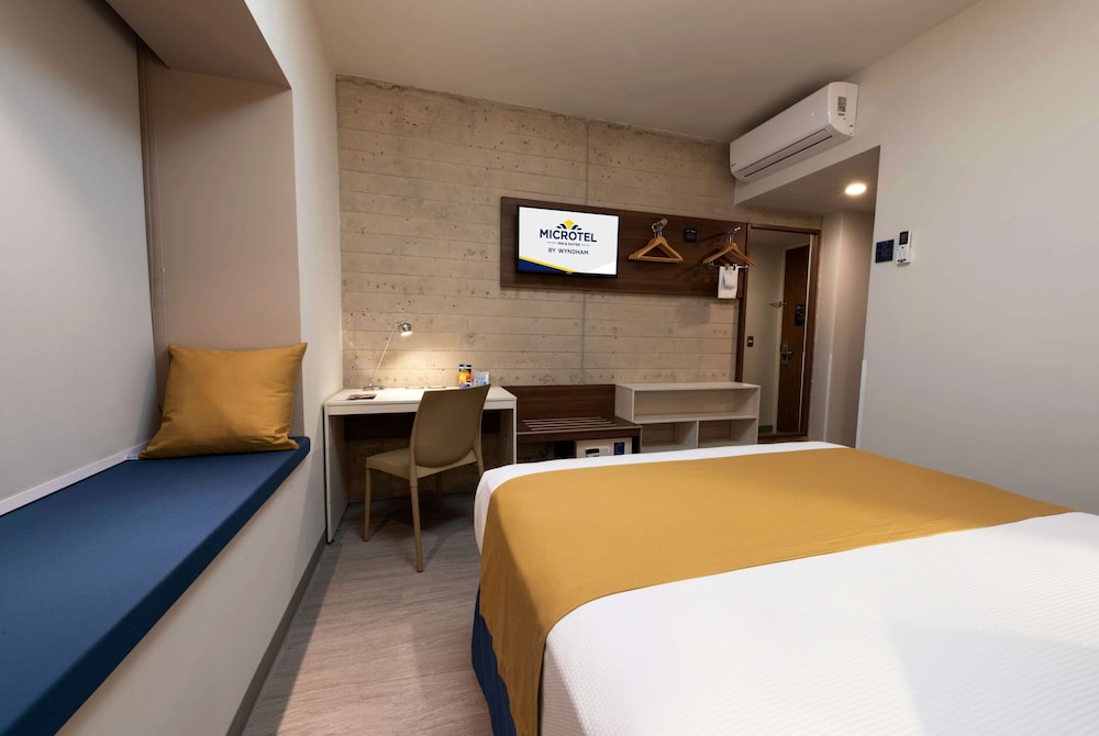 Microtel Inn Suites By Wyndham Irapuato 5/28
