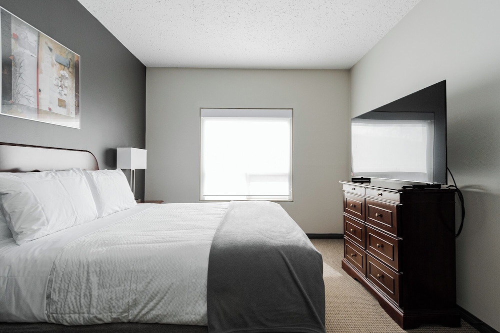 PODOLLAN REZ-IDENCE FORT MCMURRAY 11/50
