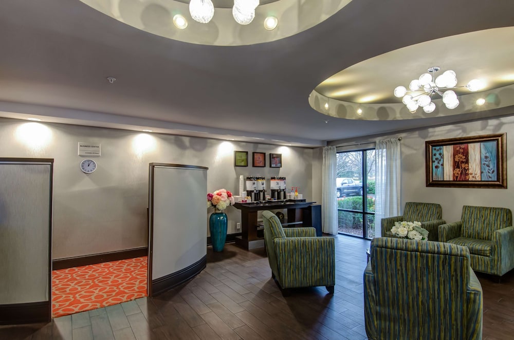 Hampton Inn Bowie 9/42