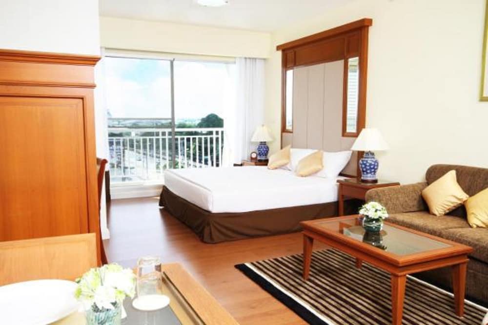 Kameo Grand Rayong Hotel Serviced Apartments 7/33
