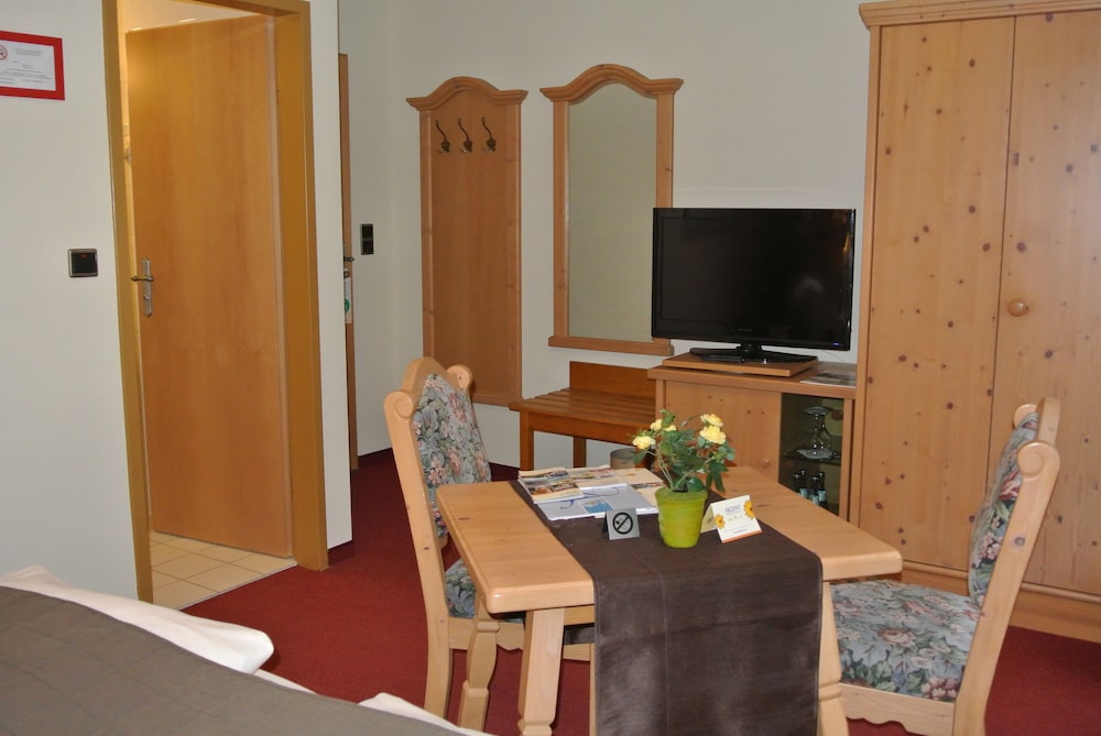 AKZENT Hotel Am Bach 52/66