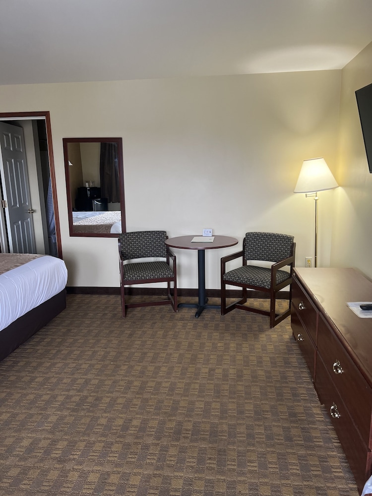 Guesthouse Inn & Suites Montesano 23/34