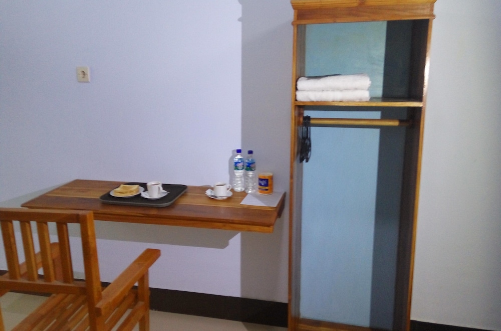 Kasuwari Hotel 7/23