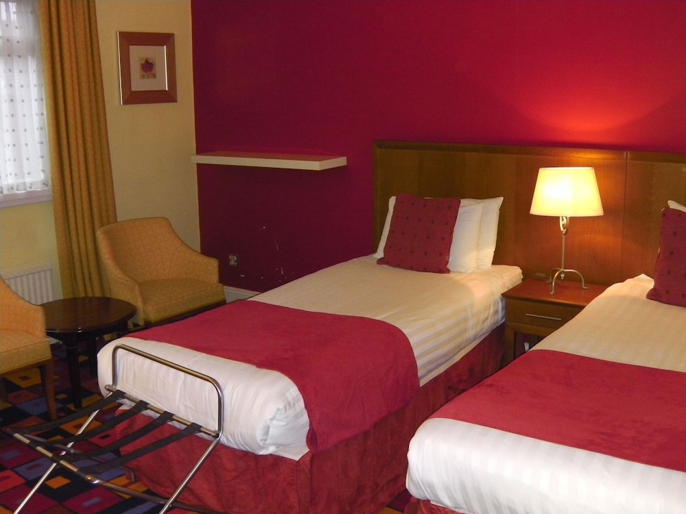 The Caledonian Hotel 14/62