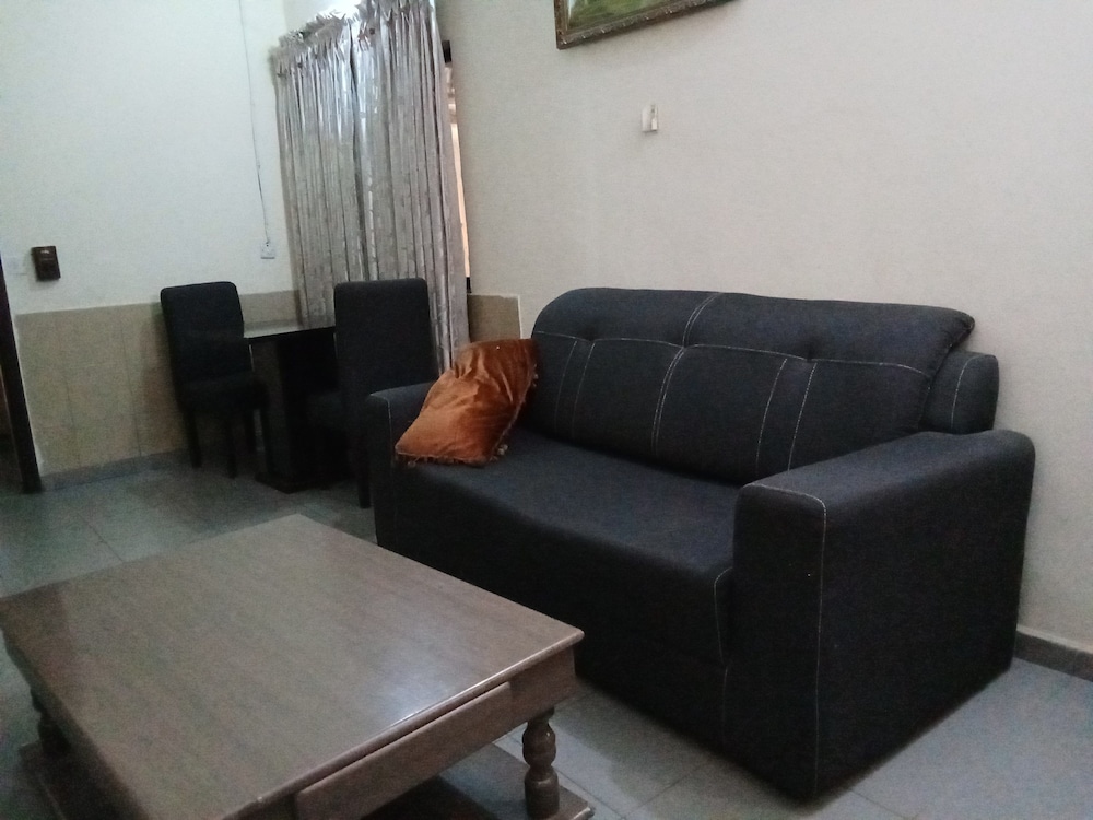 Dreamland Suites 28/45
