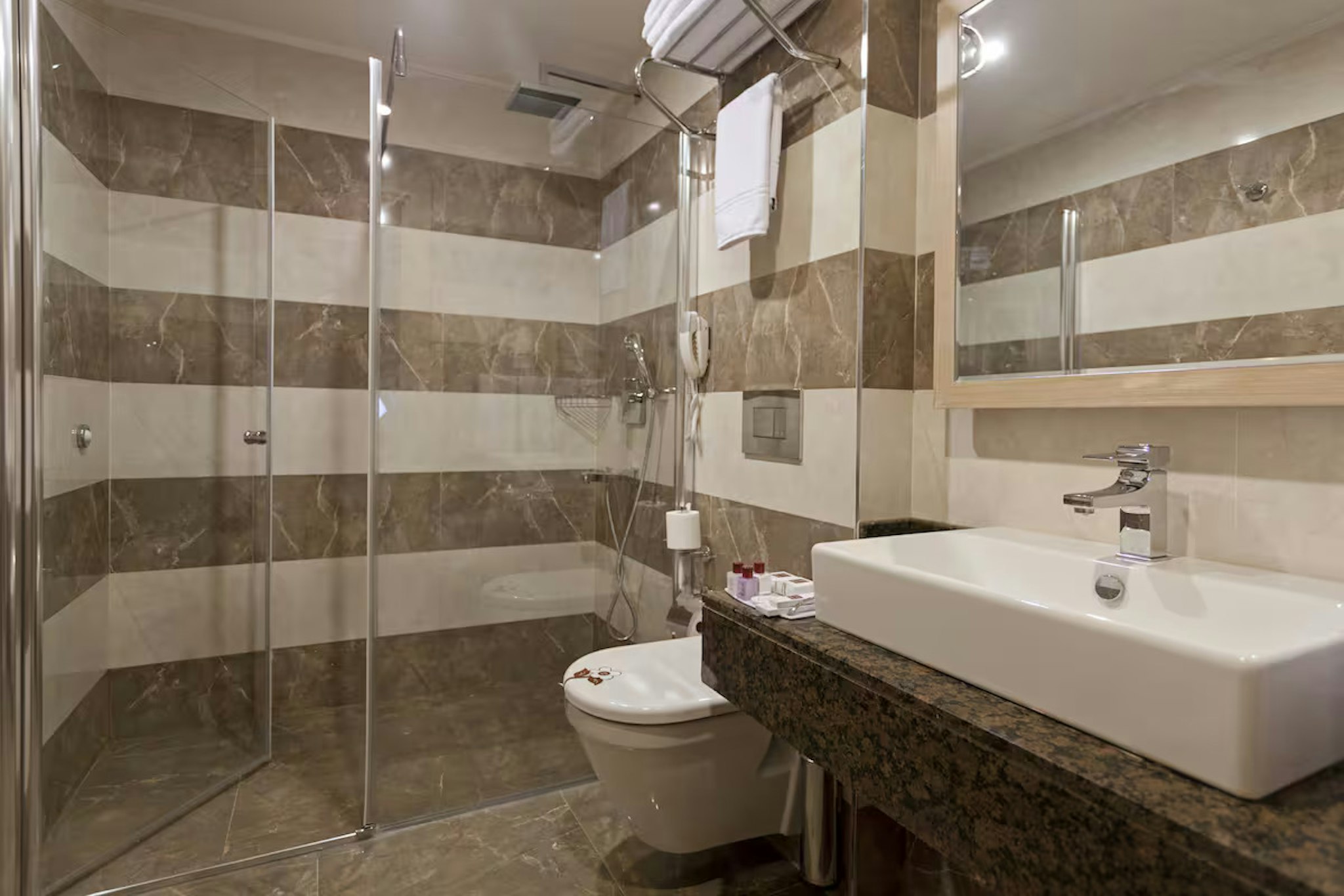Aydogan Otel 22/24