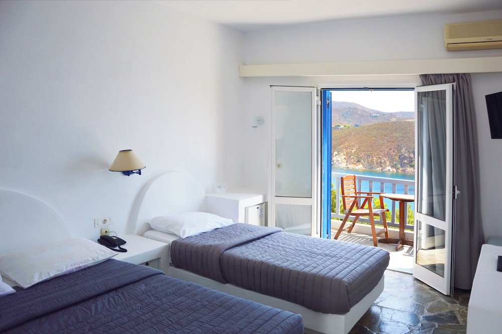 PATMOS PARADISE 4/36
