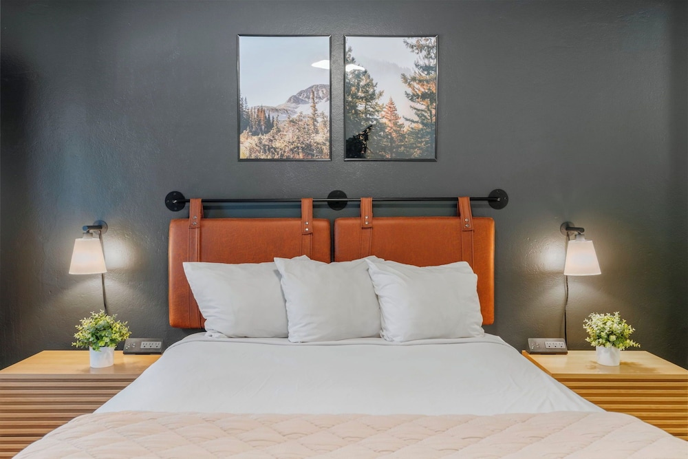 غرفة قياسية بسرير كوين بمطبخ، Adventure Inn Durango 3/3