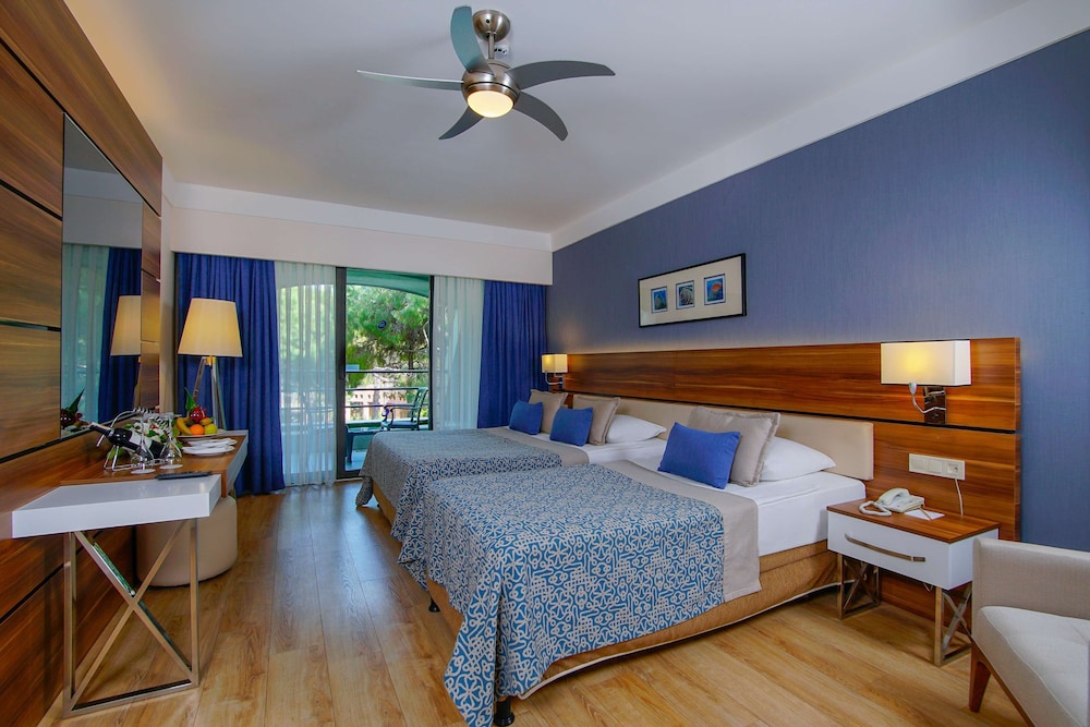 Limak Atlantis Deluxe Hotel & Resort 13/46