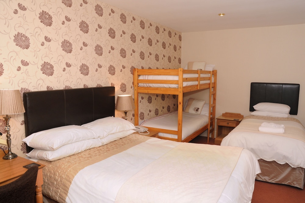 Hundith Hill Hotel 13/66