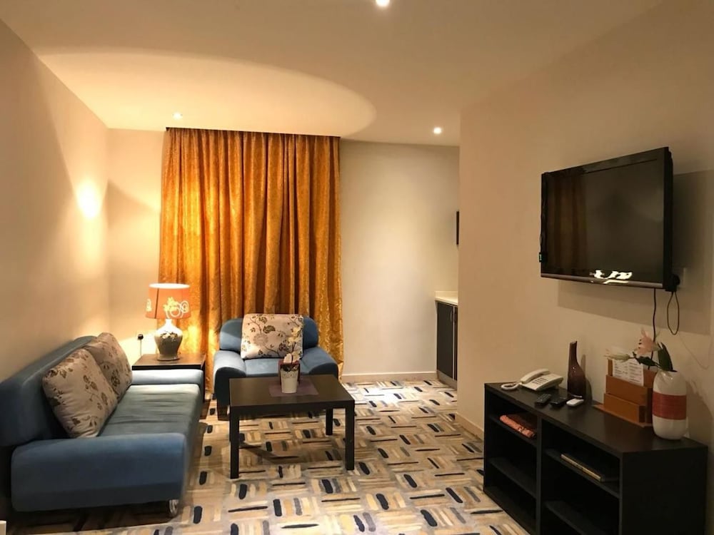 الاجنحه التنفيذيه(Executive Suites) 27/44