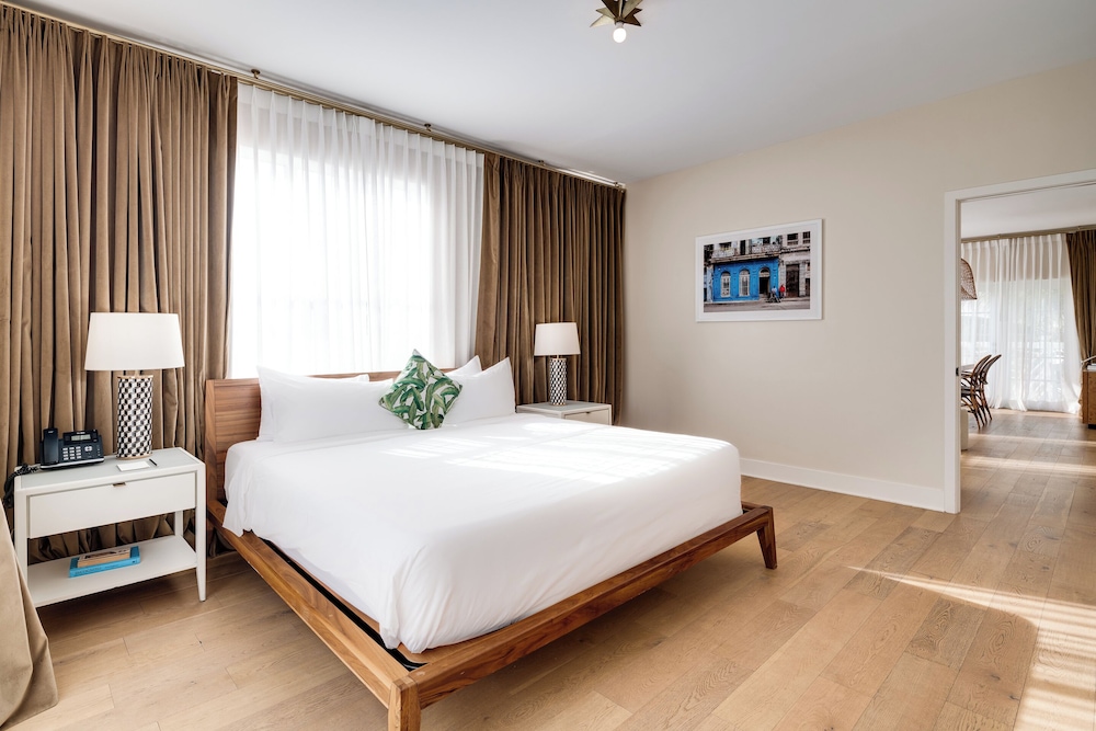 The Savoy Hotel & Beach Club 28/62