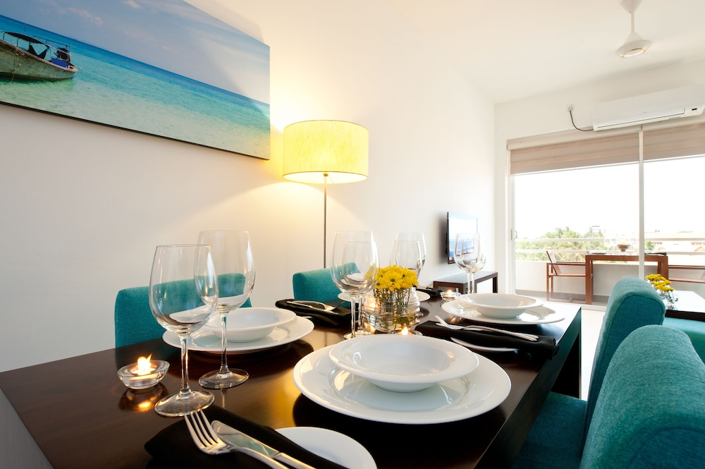 The Beach - All Suite Hotel 36/50