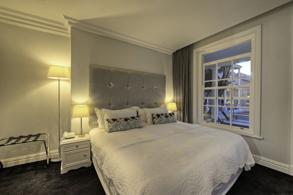 Three Boutique Hotel 17/79