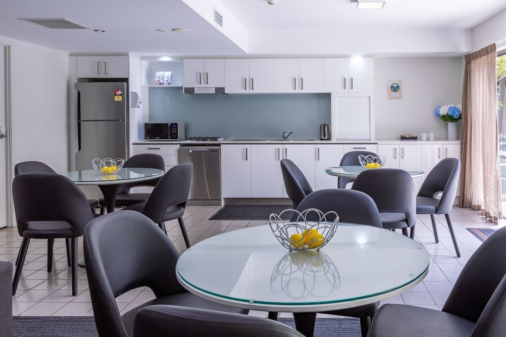Essence Apartments Chermside 52/72