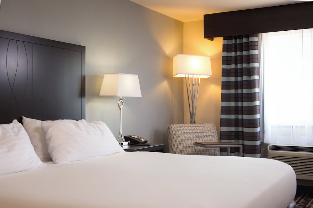 Holiday Inn Express Le Claire Riverfront-Davenport 21/66