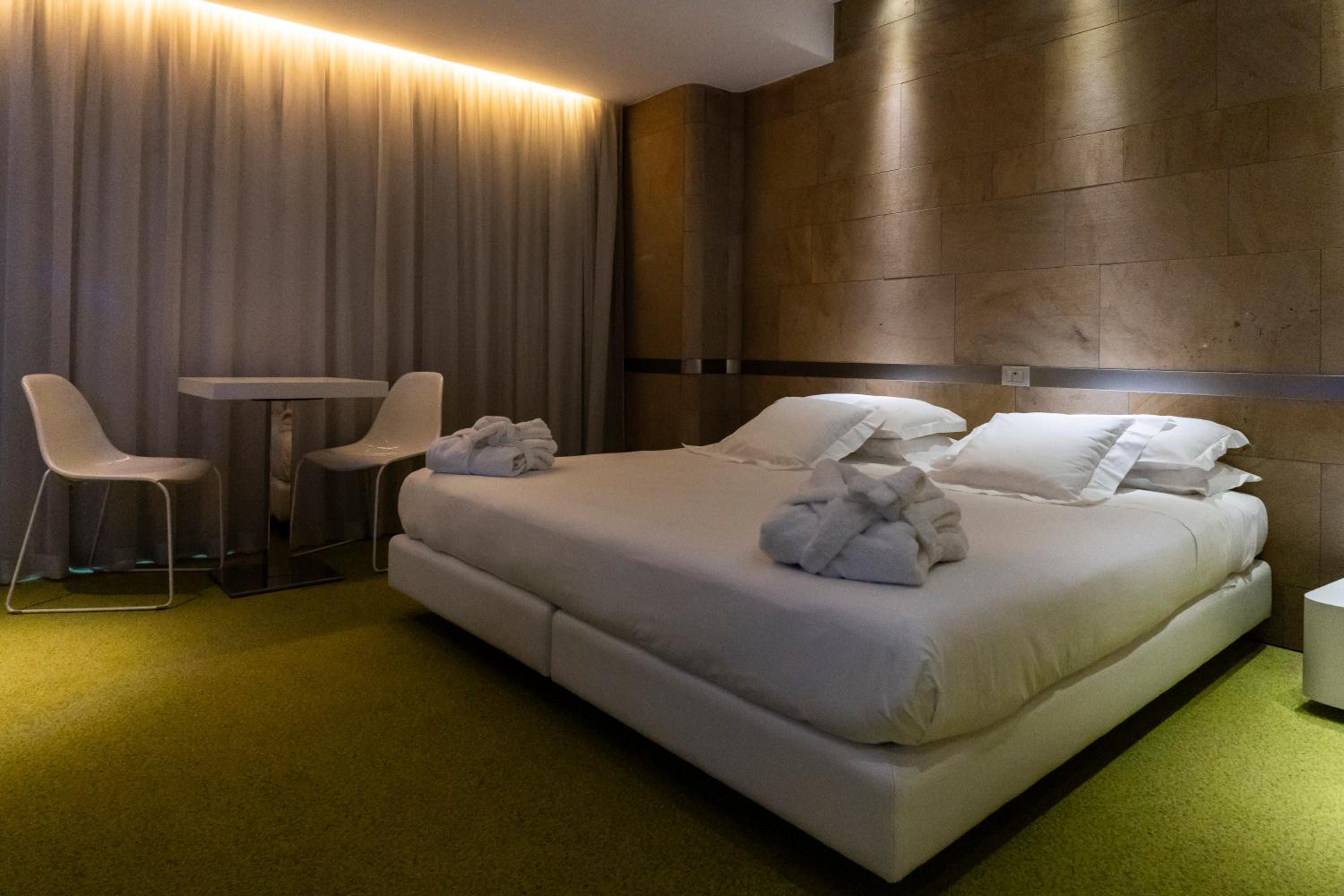 غرفة كلاسيكية ثلاثية، A Point Arezzo Park Hotel 6/9