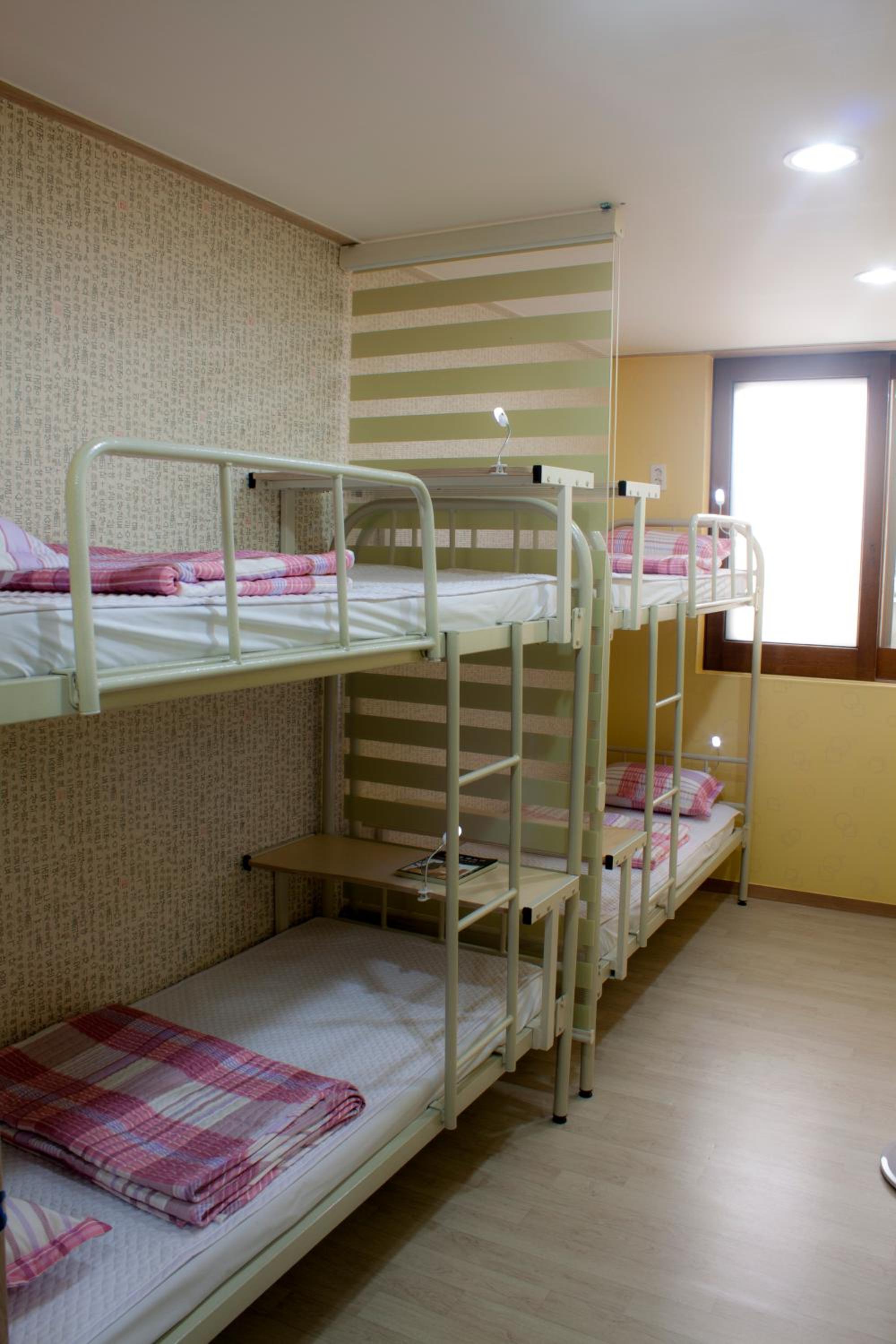 Female Dorm, Female Only, 4 Beds