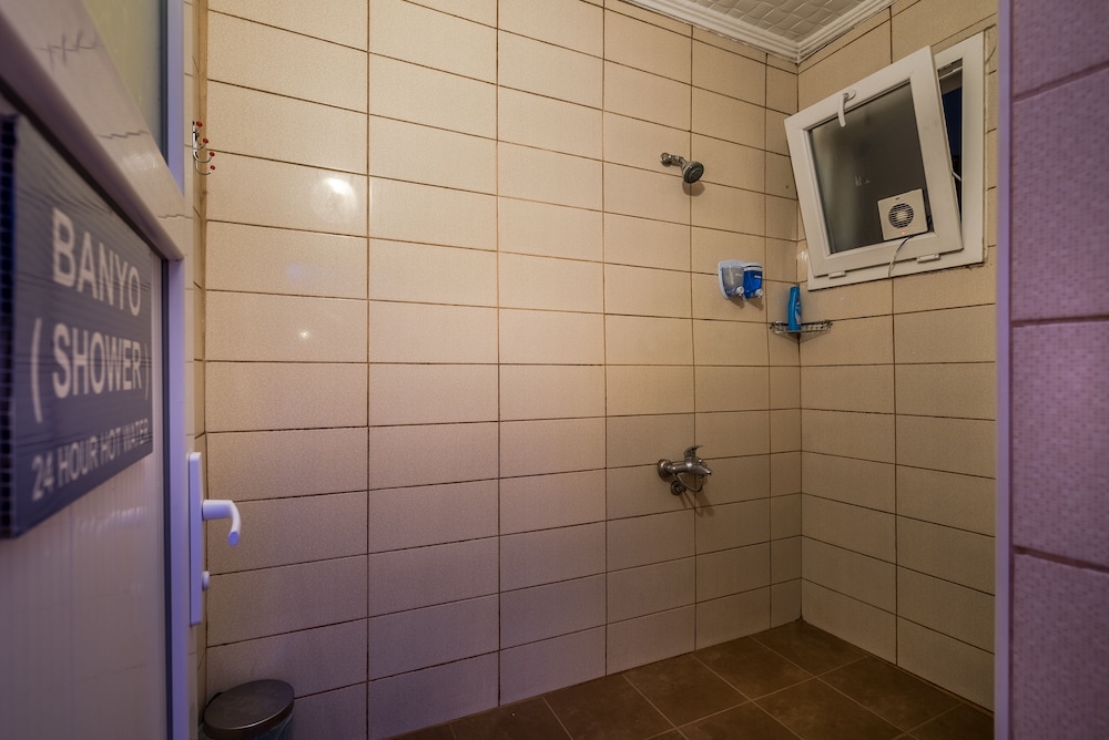 Hotel Erenler 50/50