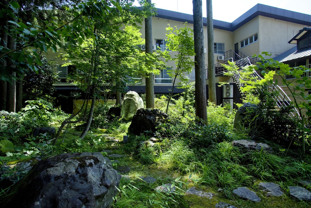 ICHIRINO KOGEN HOTEL ROAN 37/47