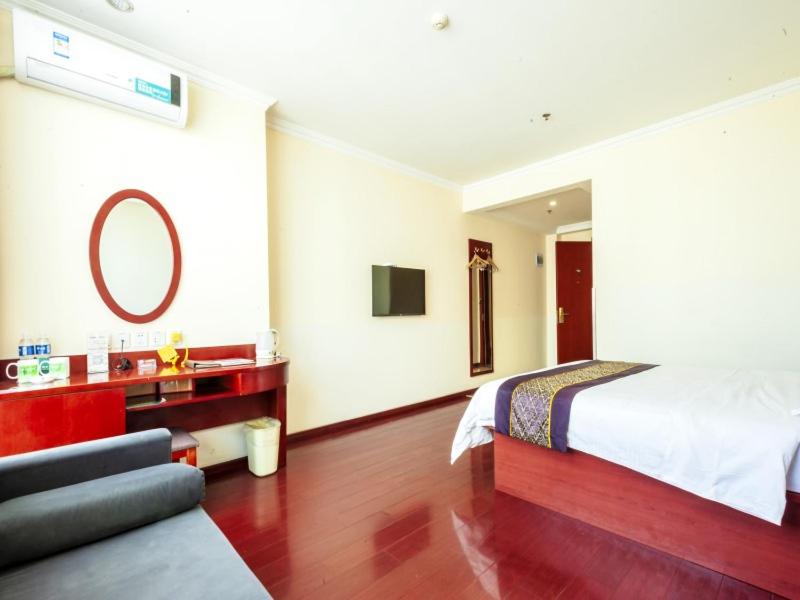 GreenTree Inn Chengde Railway Station Southeast Chengde Century City Business Hotel 28/60