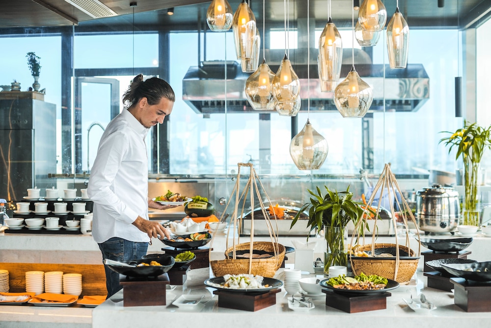 Grand Sunrise Boutique Hotel 50/61