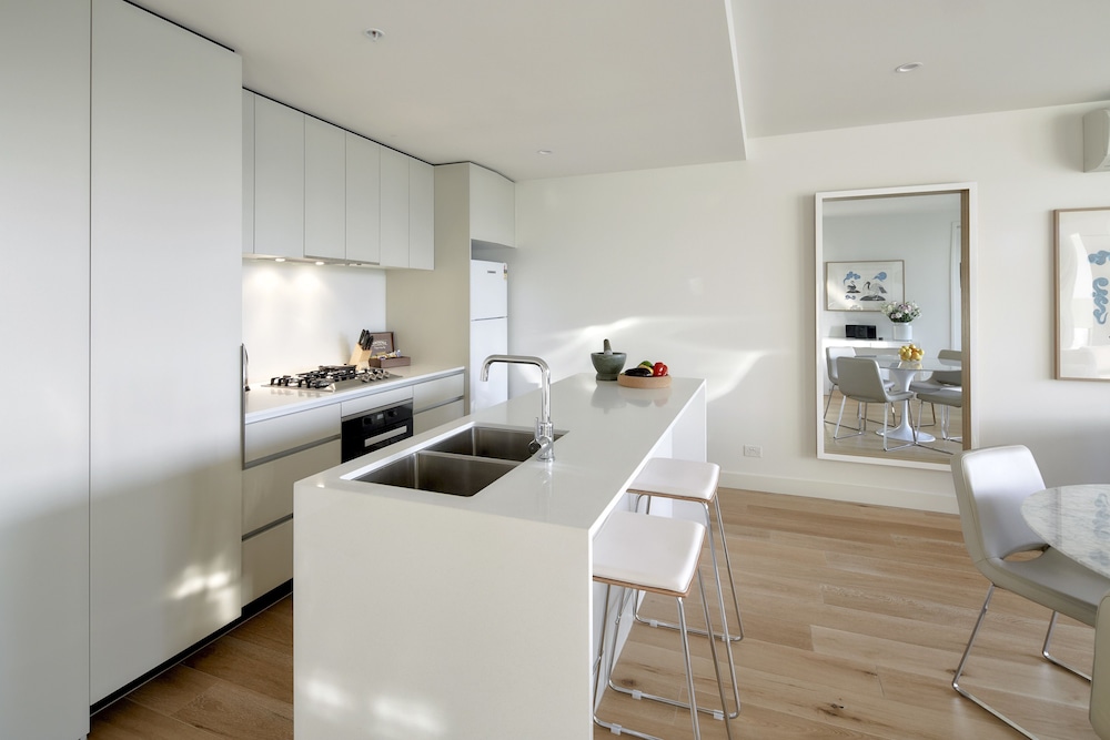 381 Cremorne 15/57