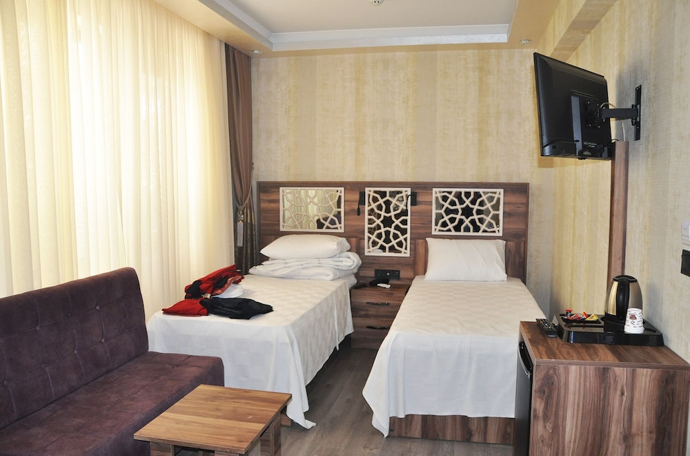 Yalova Sezon Otel 13/23