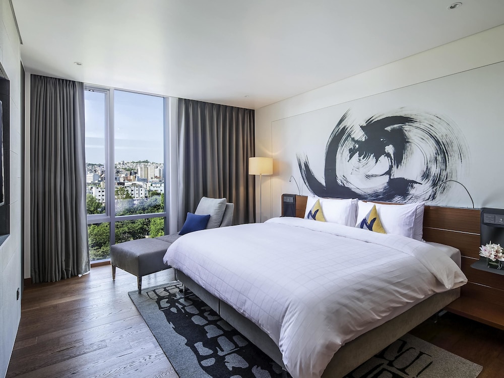 Novotel Ambassador Seoul Dongdaemun Hotels and Residences 17/75