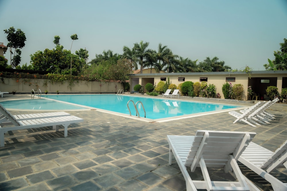 Hotel Monalisa Chitwan 13/32