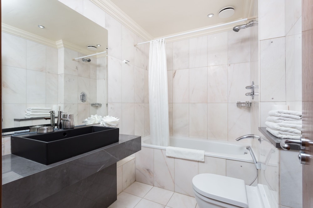 Sanctum International Serviced Apartment Maida Vale 71/72
