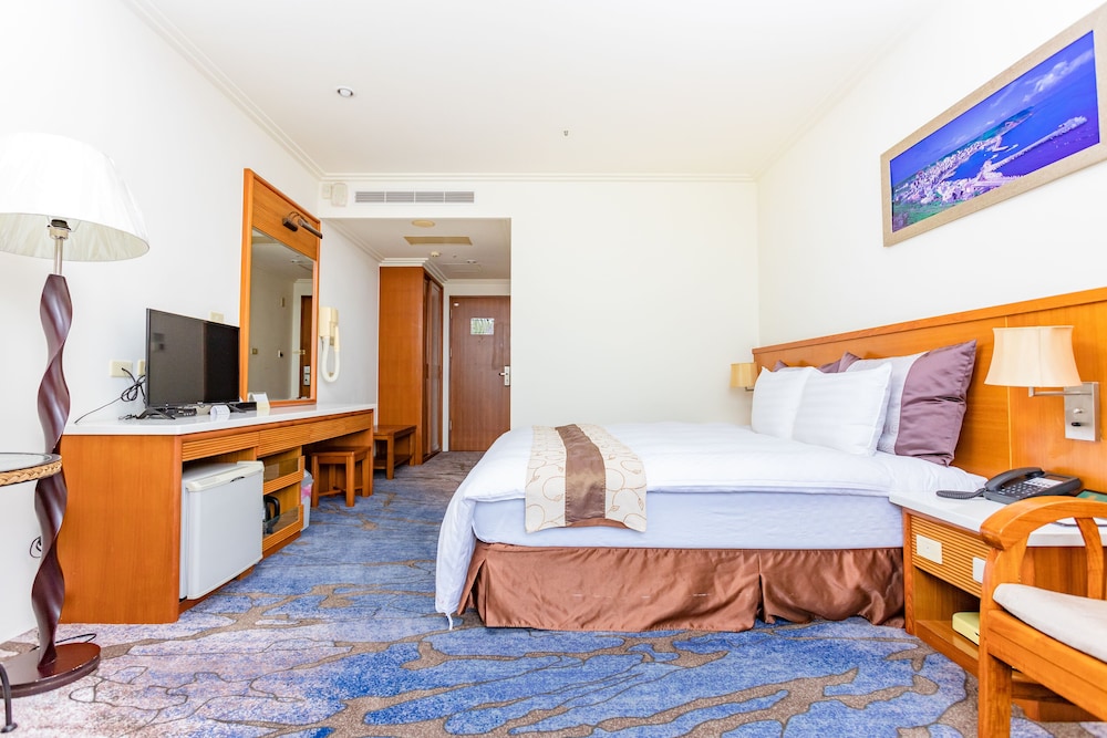 Yaling Hotel 11/40
