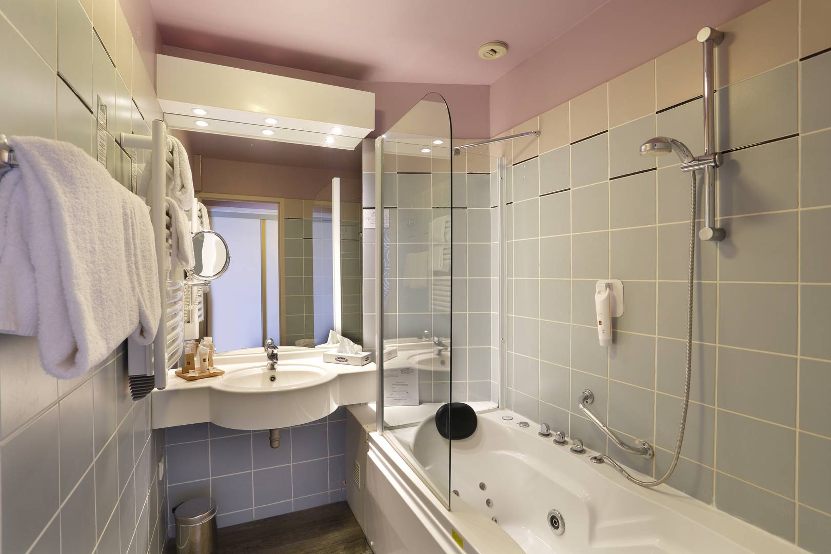 Hotel du Golf de lAilette, The Originals Relais (Qualys-Hotel) 49/50