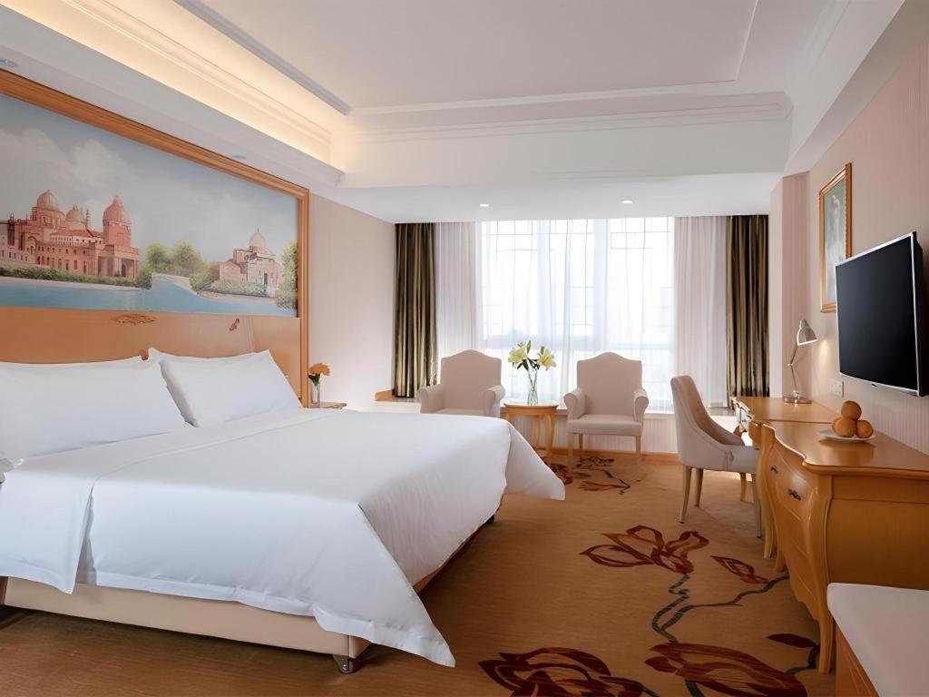 Vienna Hotel Gongcheng Tianjie 25/61