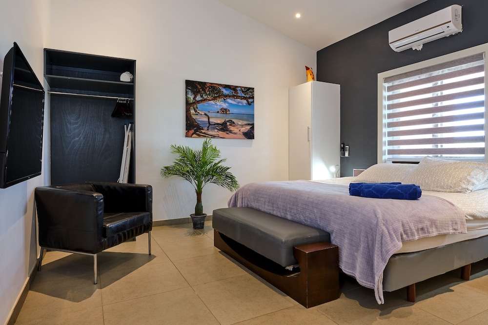 1 BEDROOM, APARTMENT