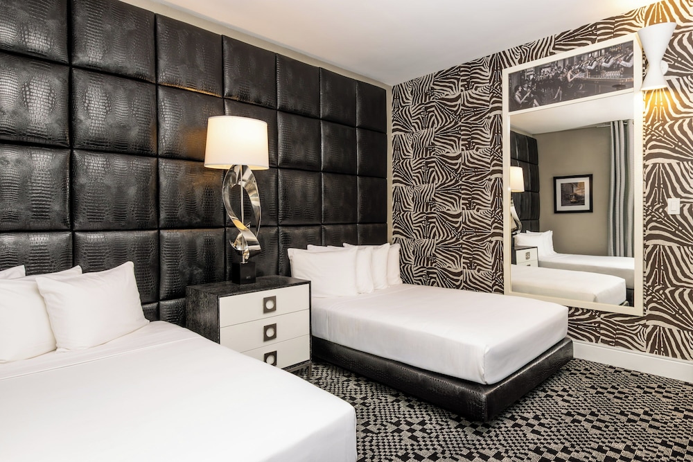 Hotel Clark Los Angeles 26/54
