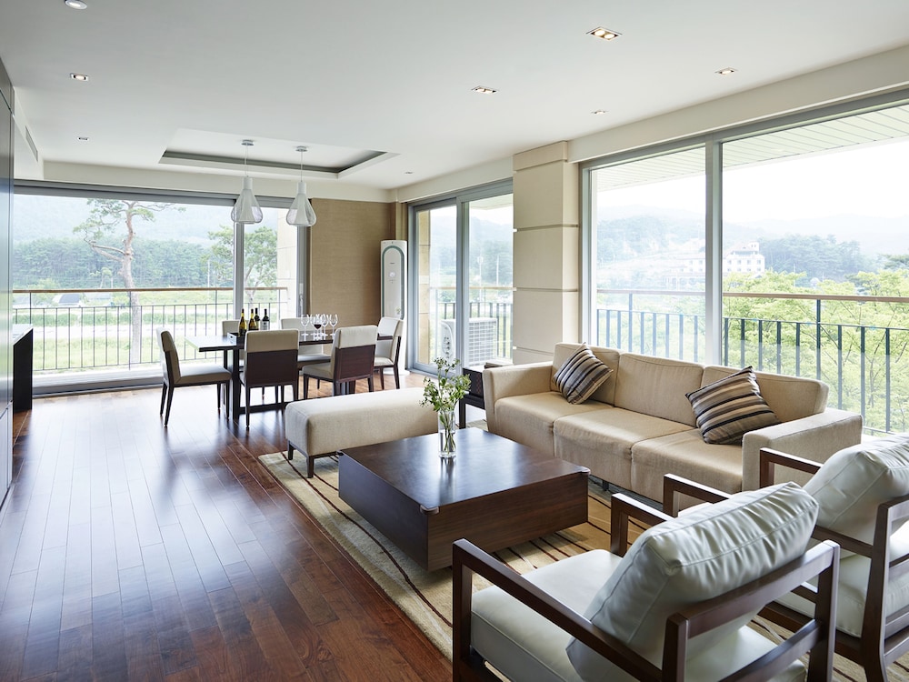 The Suites Hotel Namwon 39/75