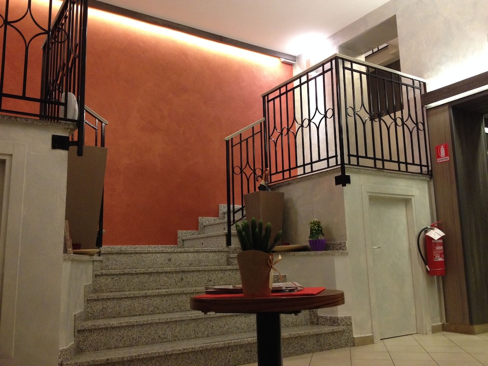 Hotel Brenta Milano 7/67