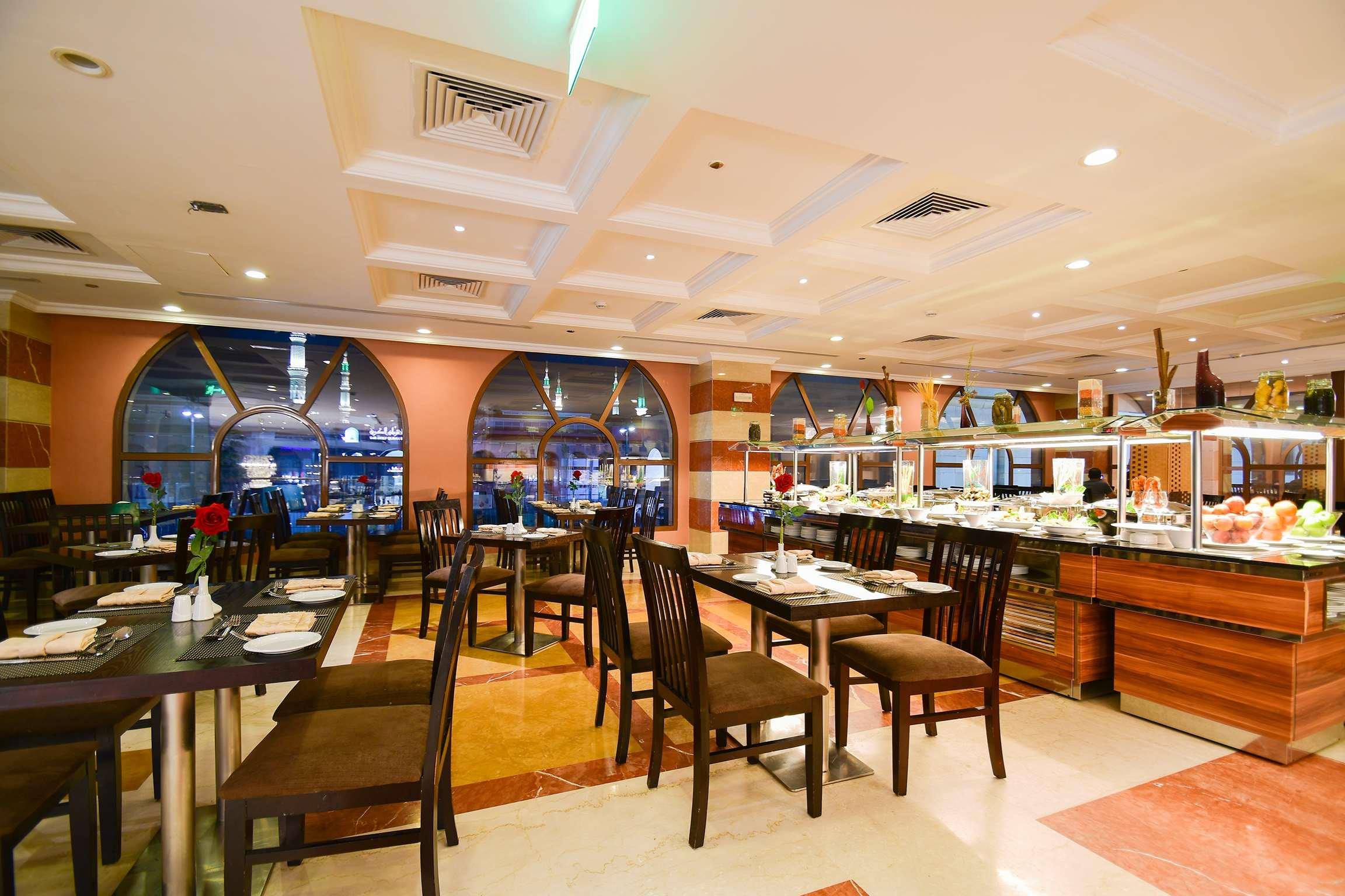 الأنصار جولدن توليب(Al Ansar Golden Tulip) 39/49