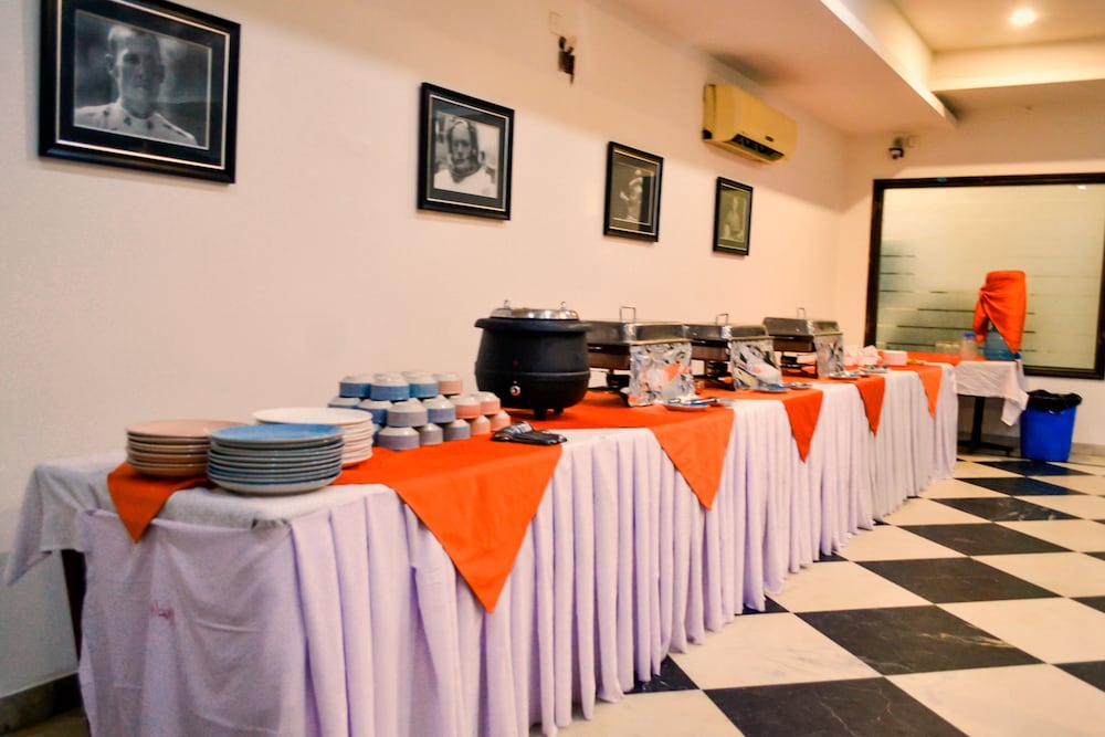 Clarks Inn Express Jaipur 55/60