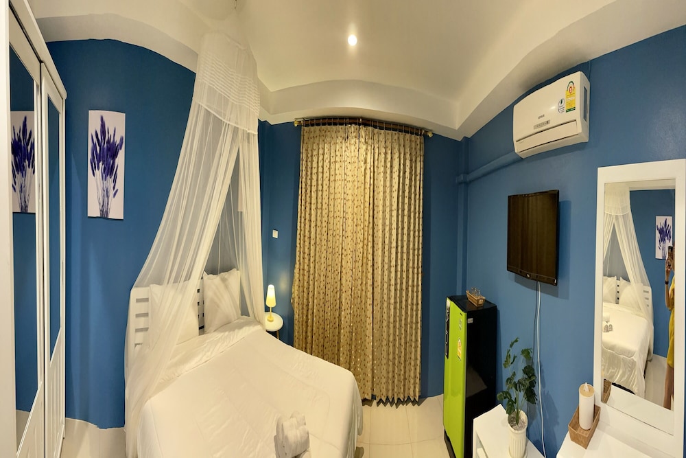 Be Rich Hotel 18/36