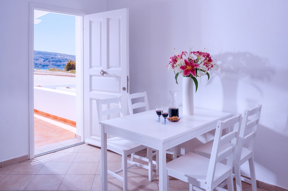 Katharos Villas 25/46