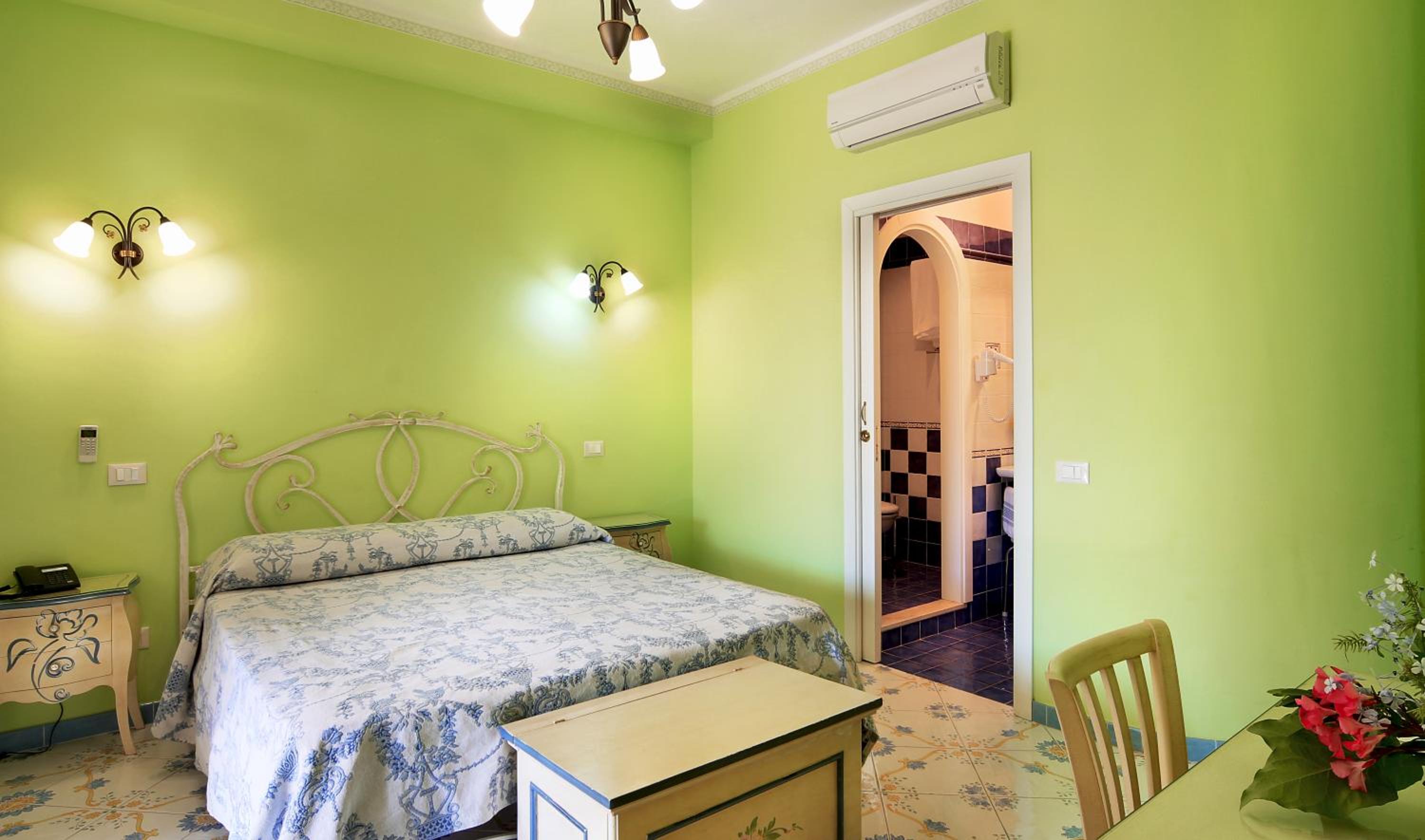 Hotel Residence Mendolita 26/50