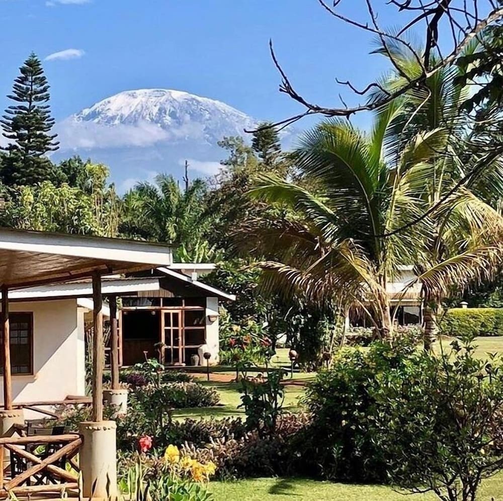 Ameg Lodge Kilimanjaro 33/36