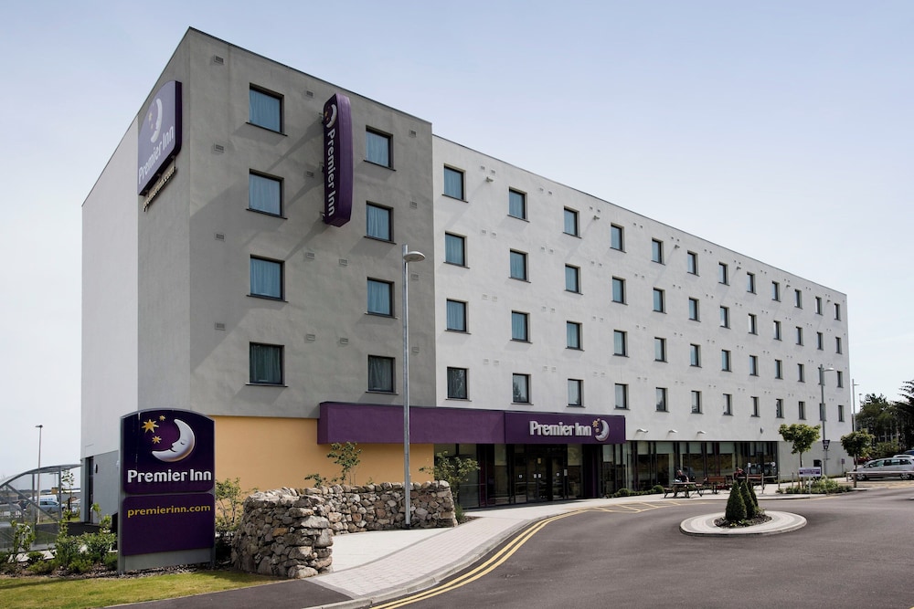 Premier Inn Aberdeen Airport (Dyce) 47/53