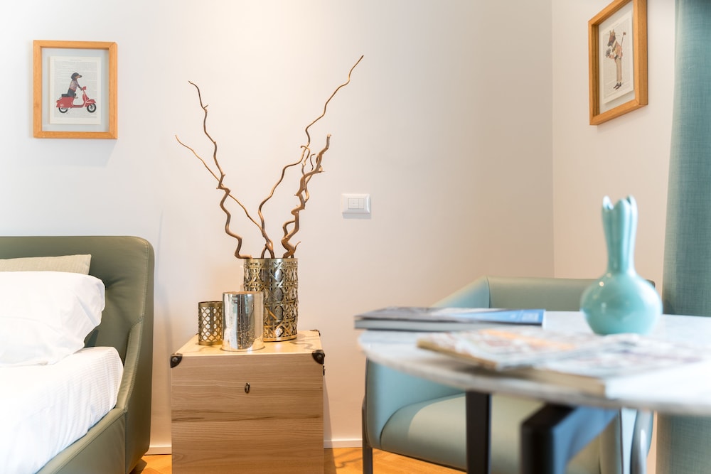 Relais Luce Florence 46/52